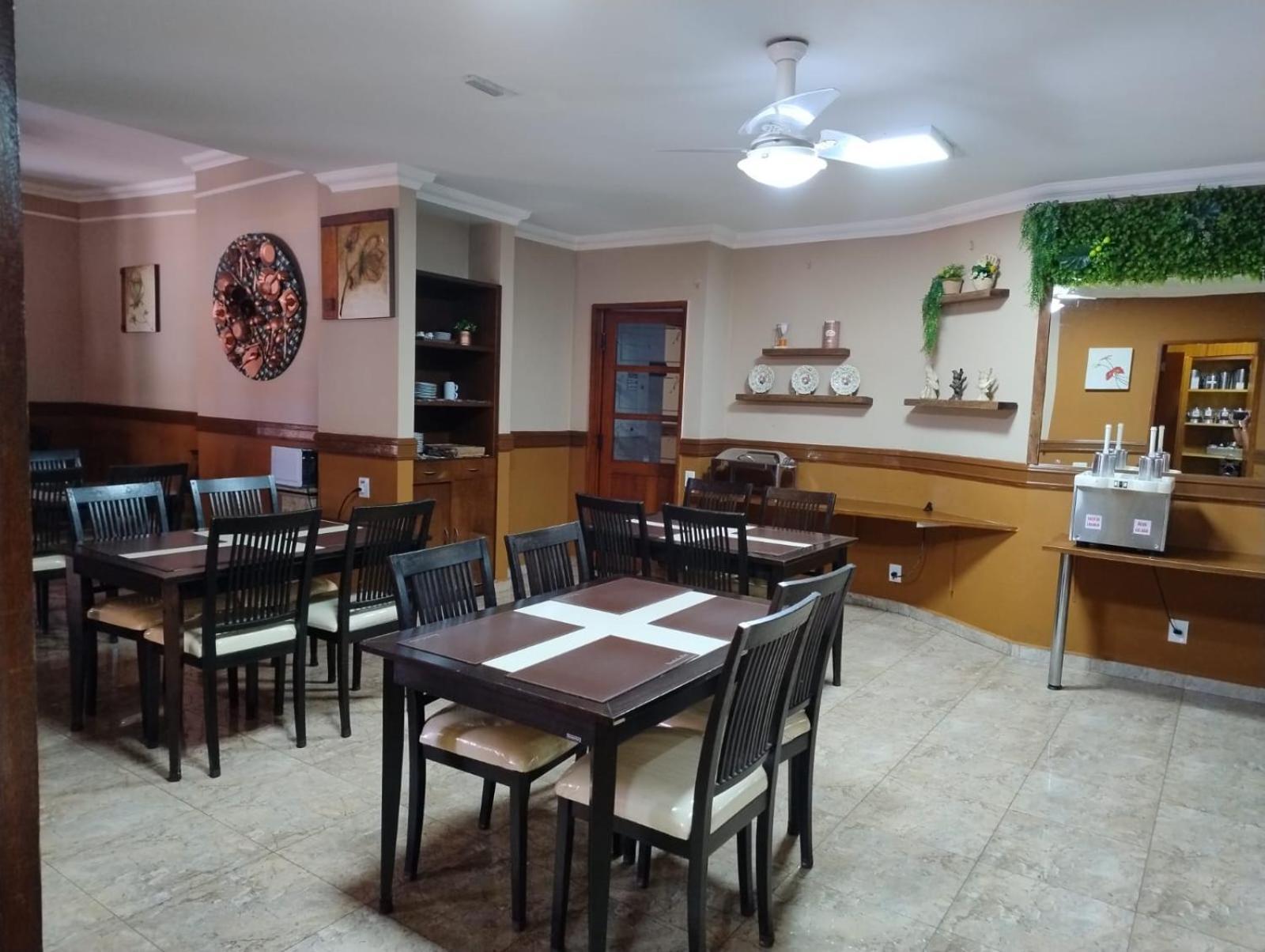 Paradise Inn Hotel 卡坦杜瓦 外观 照片