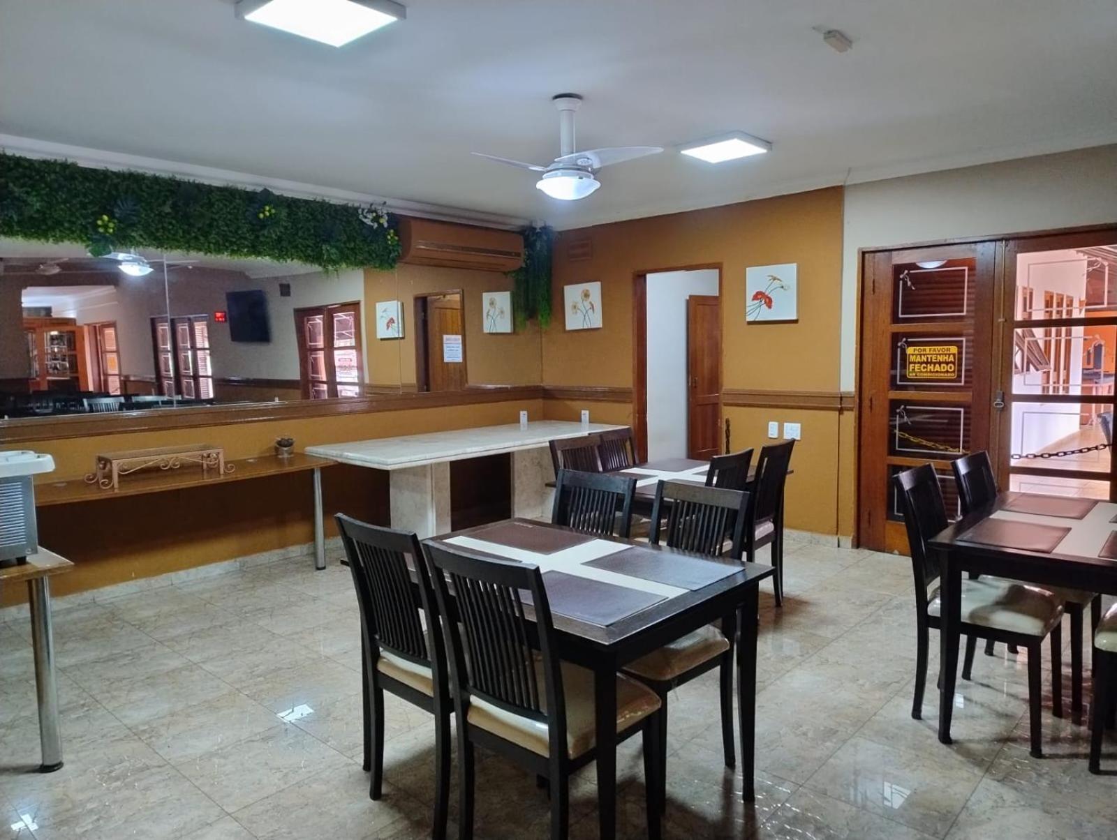 Paradise Inn Hotel 卡坦杜瓦 外观 照片