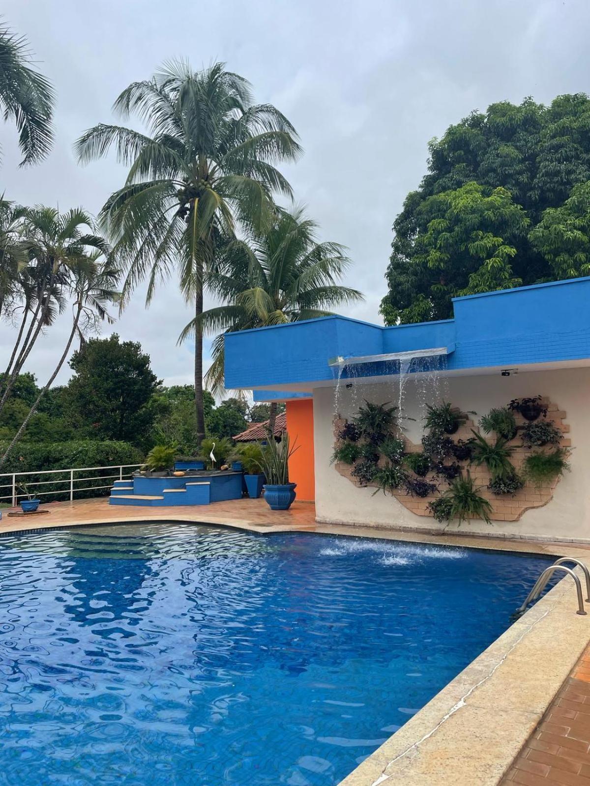Paradise Inn Hotel 卡坦杜瓦 外观 照片
