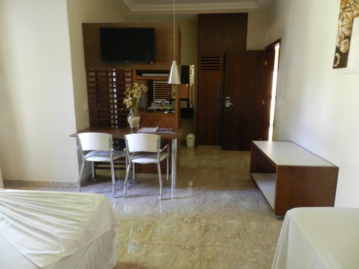 Paradise Inn Hotel 卡坦杜瓦 外观 照片