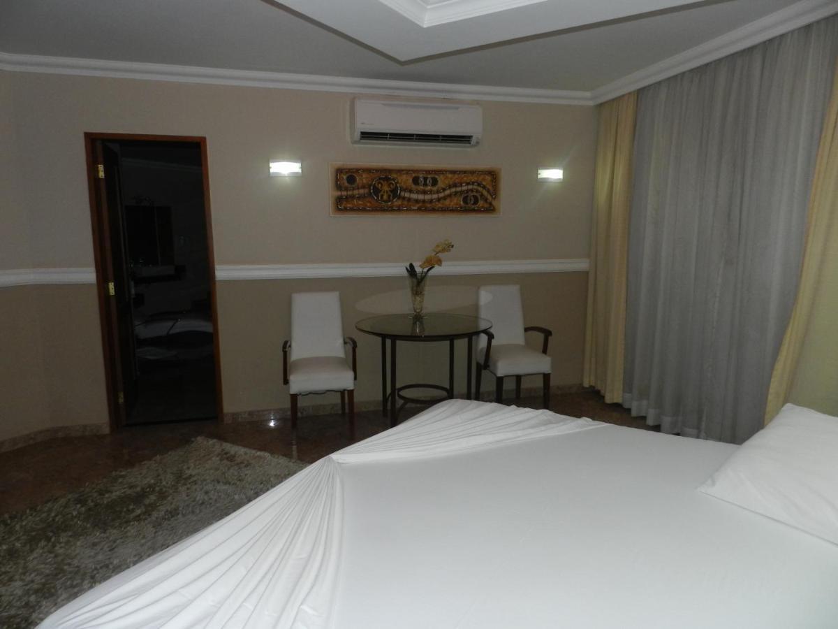 Paradise Inn Hotel 卡坦杜瓦 外观 照片