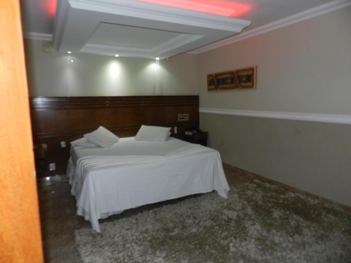 Paradise Inn Hotel 卡坦杜瓦 外观 照片